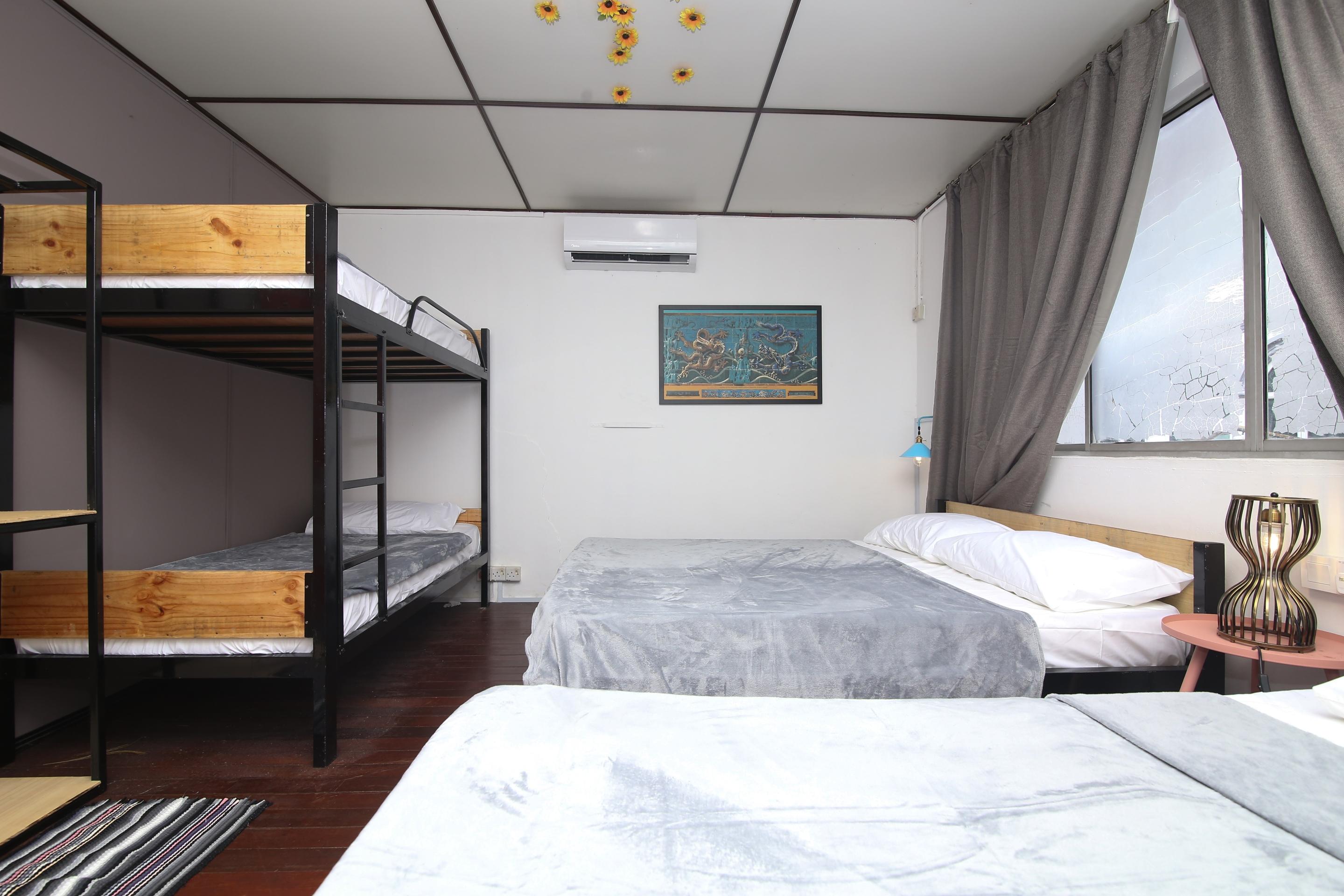 Spot On 90141 Threehouse Bed & Breakfast Кучинг Екстериор снимка