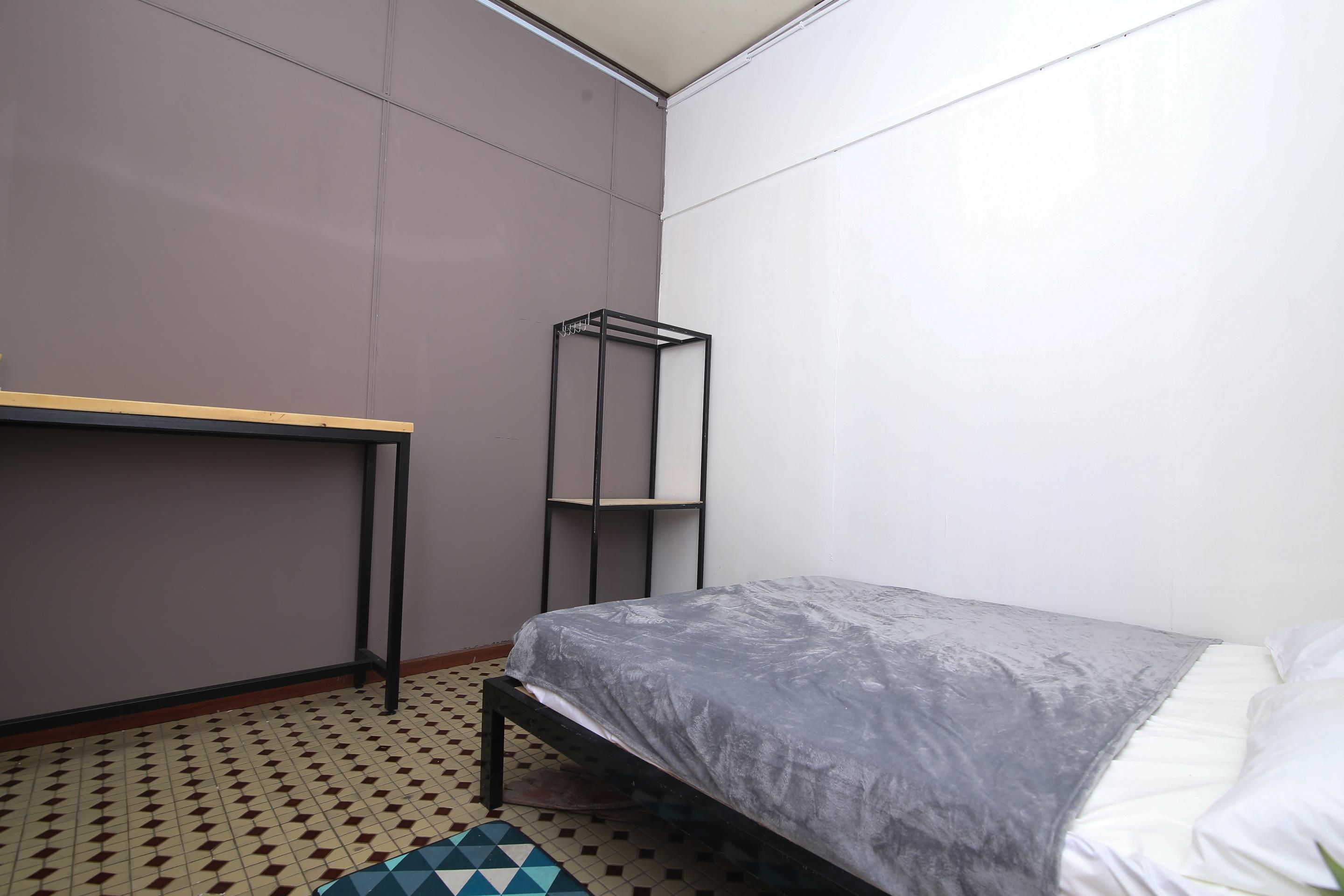 Spot On 90141 Threehouse Bed & Breakfast Кучинг Екстериор снимка
